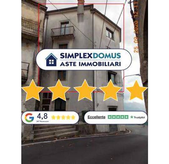 Appartamento con 6 locali in vendita in Via San Vincenzo, Centro, Lauria
