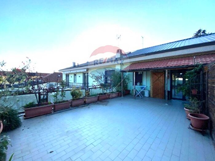 Appartamento trilocale in vendita in Via Risorgimento, Centro, Arluno