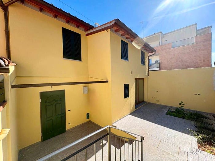 Casa trilocale in vendita in Via Corelli, Novoli, Firenze