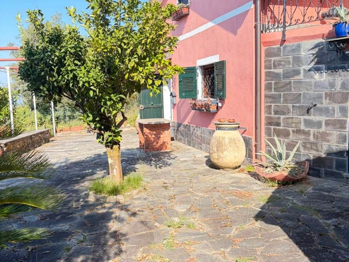 Casa con 6 locali in vendita in Via Giovanni Migone, Pieve Ligure