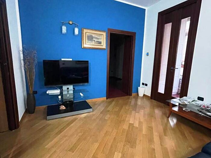 Appartamento quadrilocale in vendita in Via Giuseppe Santoro, Centro, Cosenza