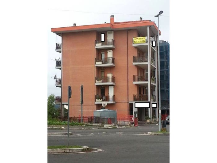 Appartamento trilocale in vendita in Via dei Pioppi, Centro, Bracciano