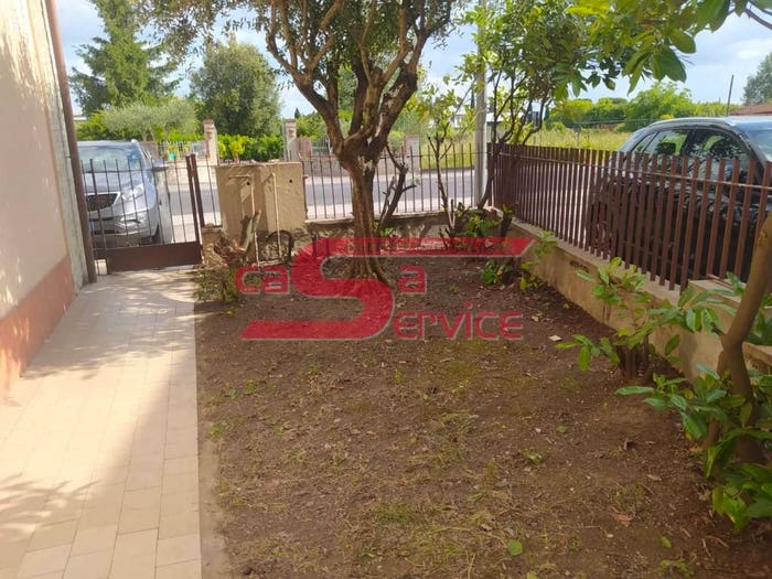 Appartamento con 6 locali in vendita in Via G Leopardi, Margine Coperta Traversagna, Massa e Cozzile
