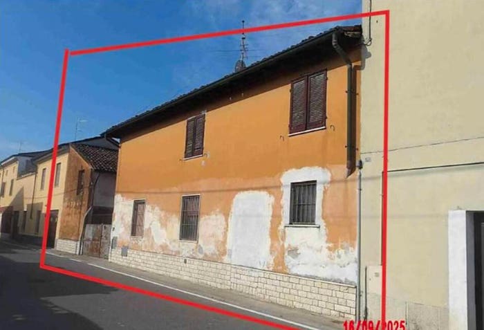 Casa con 5 locali in vendita in Via Trento, Centro, Grontardo