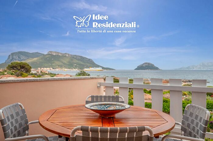 Casa con 6 locali in vendita in Via dell'Eucaliptus, Golfo Aranci