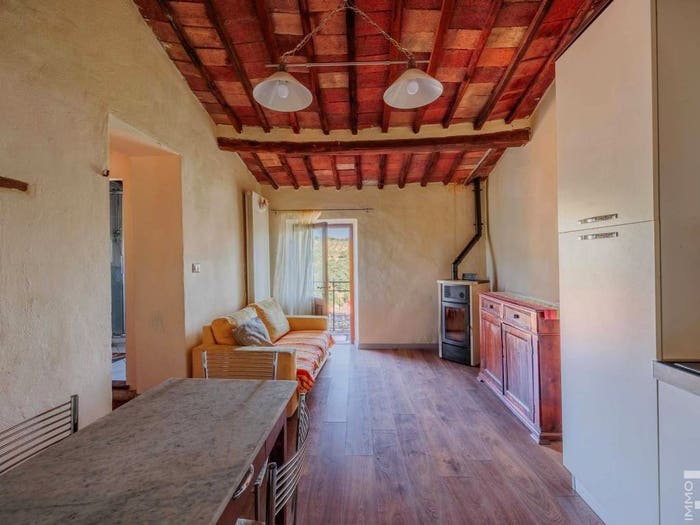 Appartamento trilocale in vendita in Piazza Vittorio Emanuele, Vagliagli, Castelnuovo Berardenga