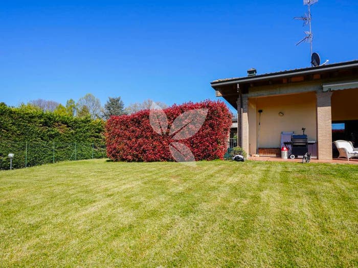 Casa quadrilocale in vendita in Strada Argini Parma, Botteghino Pilastrello, Parma