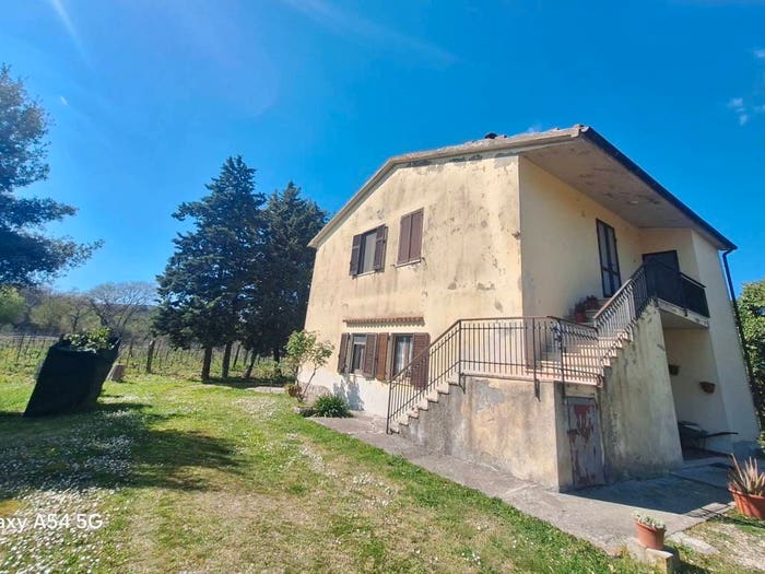 Casa con 6 locali in vendita in Strada Provinciale Usi, Manciano
