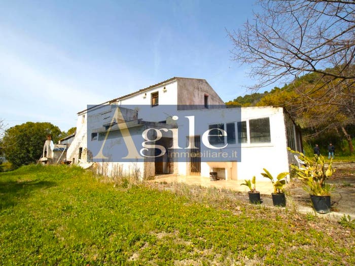 Casa con 6 locali in vendita in contrada monte aquilino, Monteprandone