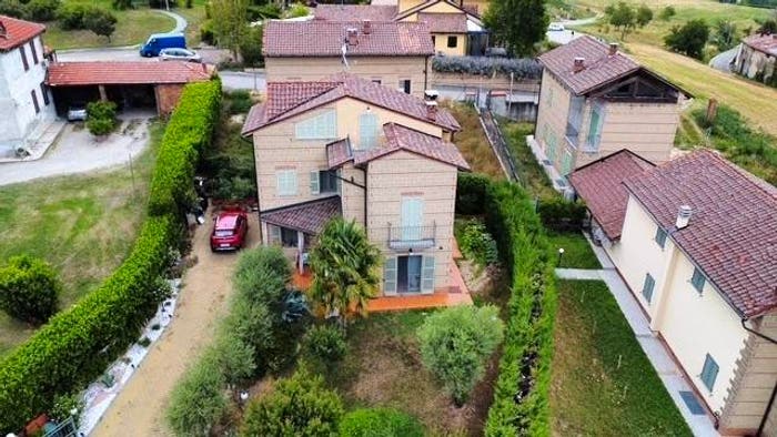 Casa con 6 locali in vendita in Regione Bocca, Cella Monte