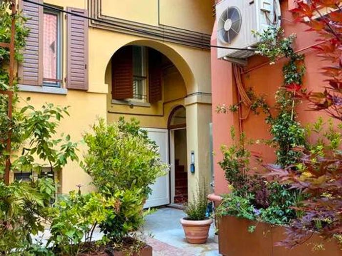 Appartamento trilocale in vendita in Via Blasia, Centro Storico, Modena