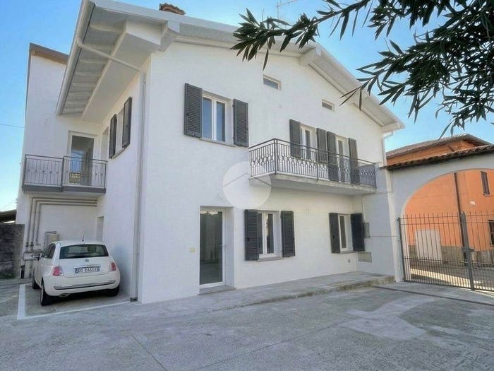 Casa trilocale in vendita in Via Villa di Sopra, Bornato, Cazzago San Martino