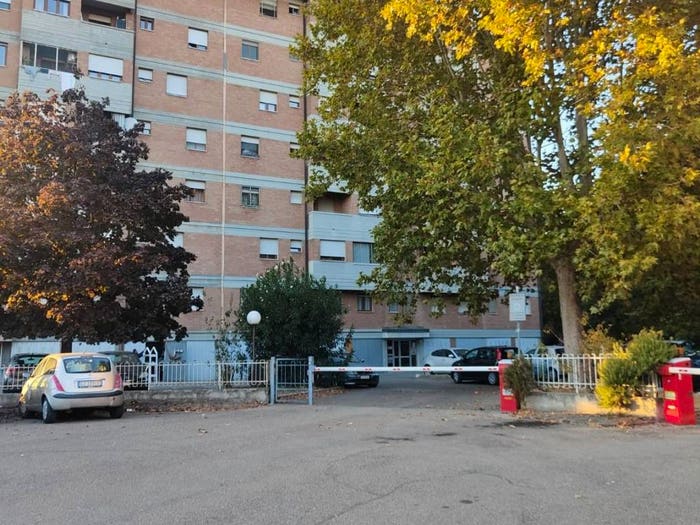 Appartamento con 5 locali in vendita in Via Nonantolana, Crocetta, Modena