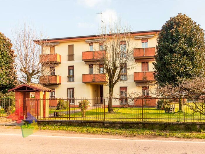 Appartamento trilocale in vendita in Via Giulio Pastore, Motta Visconti