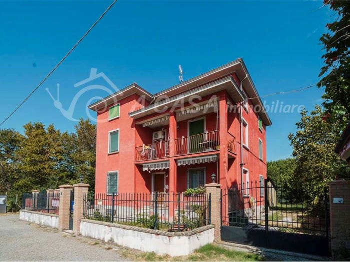 Appartamento trilocale in vendita in via Gavazzoli, Noceto