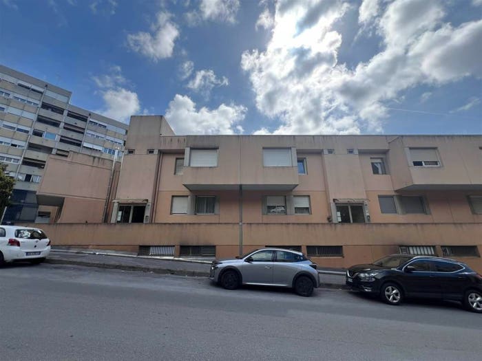 Appartamento con 5 locali in vendita in VIA CARLO LINNEO, Rivarolo, Genova