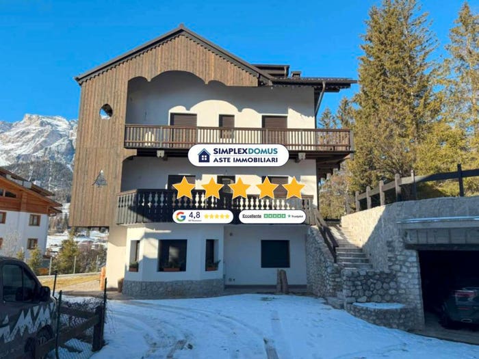 Appartamento con 6 locali in vendita in Via Cantore, Centro, Cortina d'Ampezzo