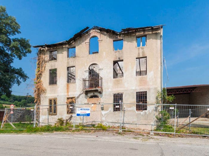 Casa con 6 locali in vendita in Via Reale, Fara Vicentino