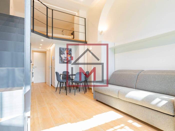 Appartamento bilocale in vendita in Via Altaguardia, Porta Romana Medaglie d'Oro, Milano