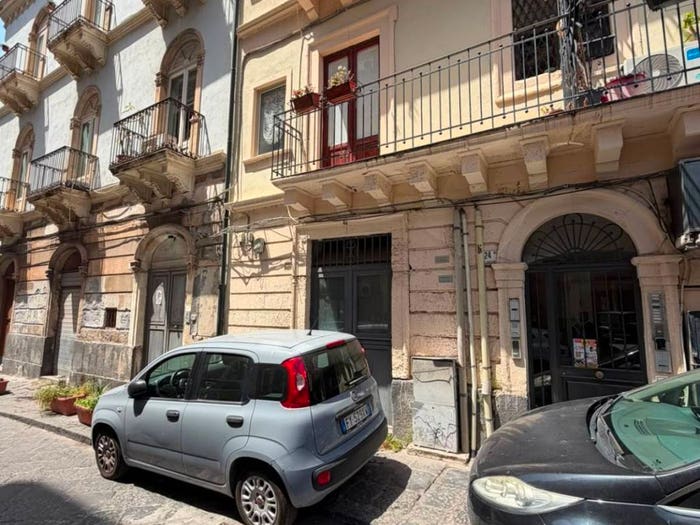 Appartamento bilocale in vendita in Via San Gaetano, Centro Storico, Catania