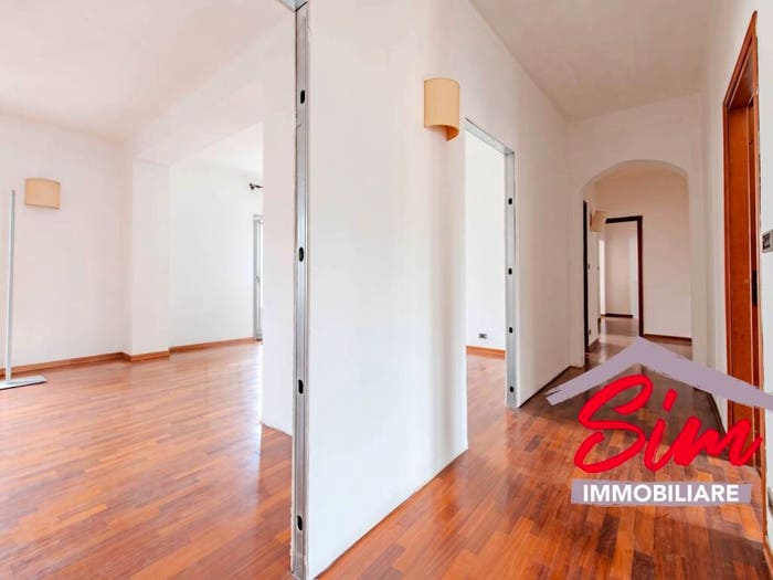 Appartamento quadrilocale in vendita in Corso Torino, Sacro Cuore, Novara