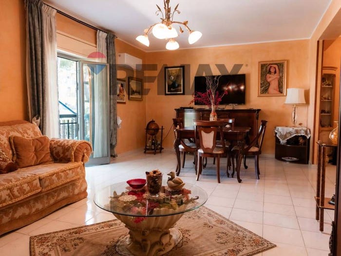 Appartamento quadrilocale in vendita in Via Delle Orchidee, Villasmundo, Melilli