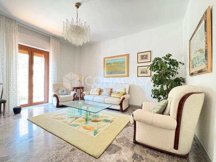 Appartamento quadrilocale in vendita in Via Dante Alighieri, Centro, Matera