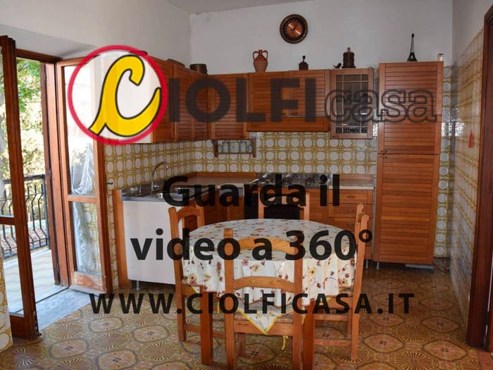 Appartamento trilocale in vendita in Largo San Domenico, Centro, Cassino