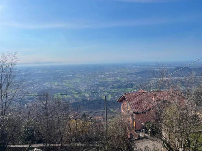 Appartamento trilocale in vendita in Via San Bernardo, Centro, Roncola