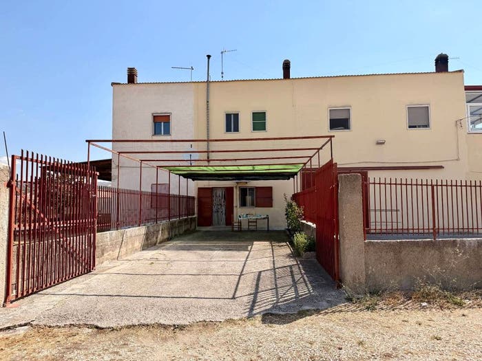 Casa bilocale in vendita in Contrada Chiatamura, Matera