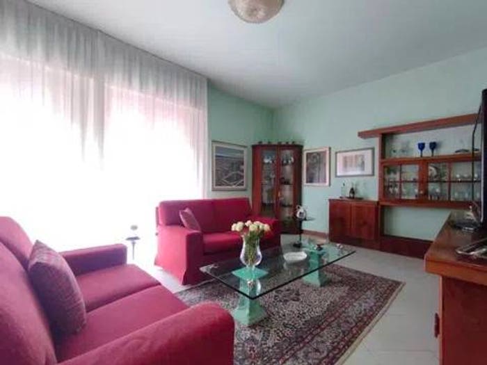 Appartamento con 5 locali in vendita in Via Corrado Da Montemagno A, Centro, Quarrata