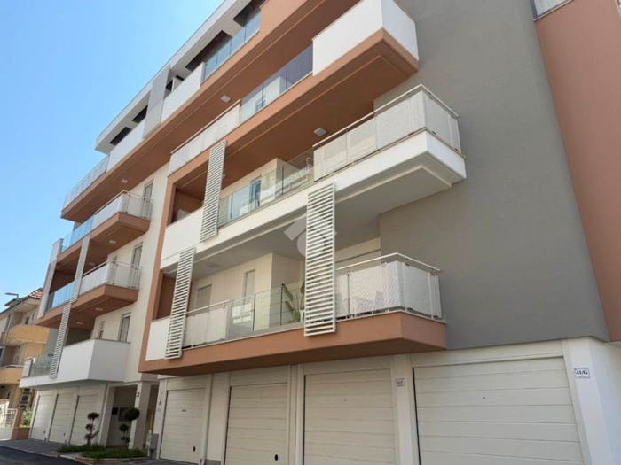 Appartamento trilocale in vendita in Via Firenze, Centro, Alba Adriatica