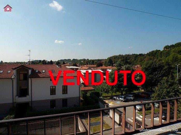 Appartamento bilocale in vendita in Traversa Via Macchio, Centro, Cavaria con Premezzo