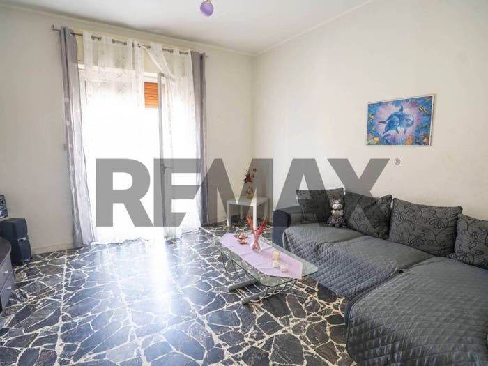 Appartamento con 6 locali in vendita in Via Brindisi, Centro, San Giovanni la Punta