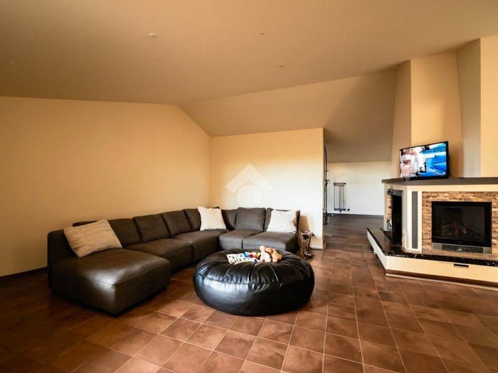 Casa trilocale in vendita in Via Filippo Corridoni, Centro, Verolavecchia