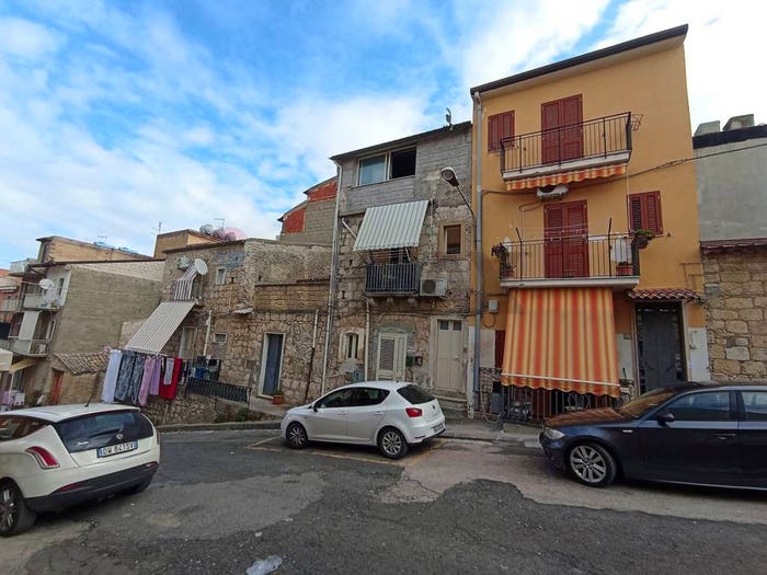Casa con 6 locali in vendita in Via Giuseppe Di Vittorio, Centro, Ramacca
