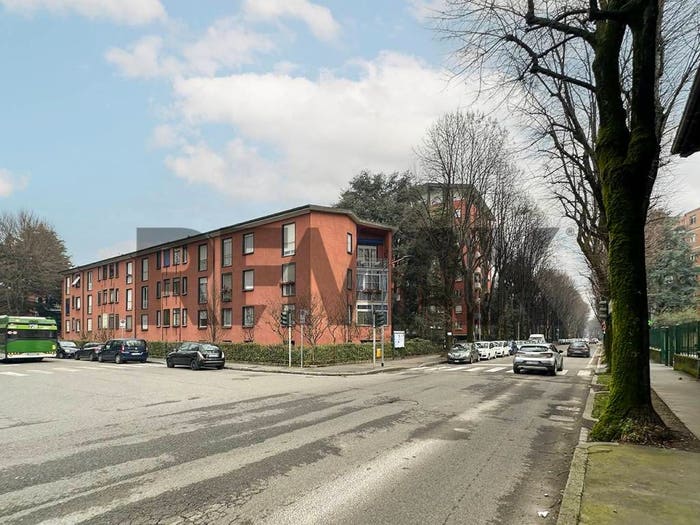 Appartamento quadrilocale in vendita in Via Marconi, Campo dei Fiori, Cinisello Balsamo