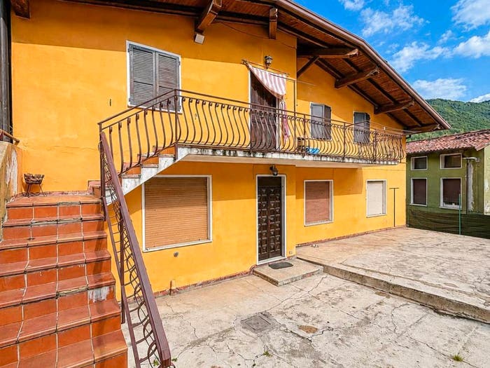Appartamento trilocale in vendita in Via San Pellegrino, Pieve, Lumezzane