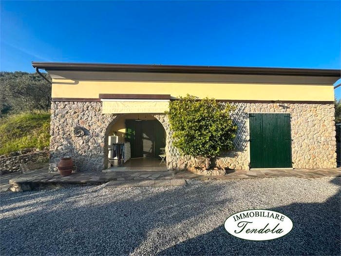 Casa trilocale in vendita in Castelnuovo Magra