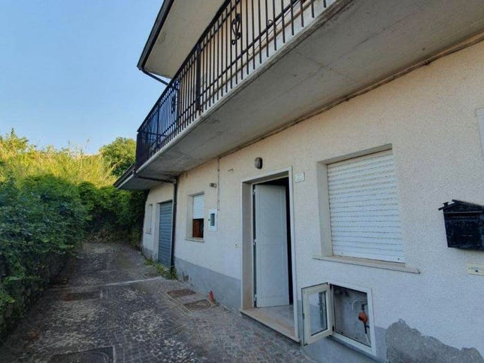 Casa trilocale in vendita in Torella dei Lombardi