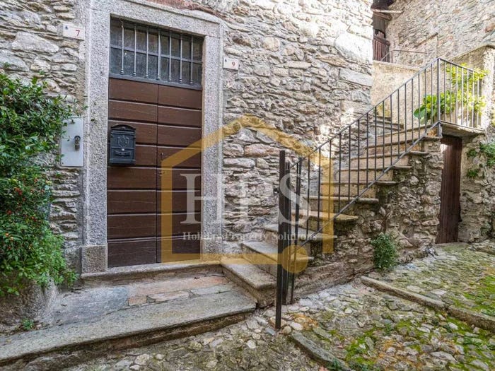 Casa trilocale in vendita in Via Scalone, Naggio, Grandola ed Uniti