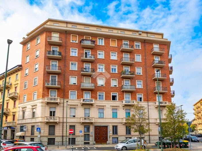 Appartamento con 5 locali in vendita in Piazza Giuseppe Perotti, Campidoglio, Torino
