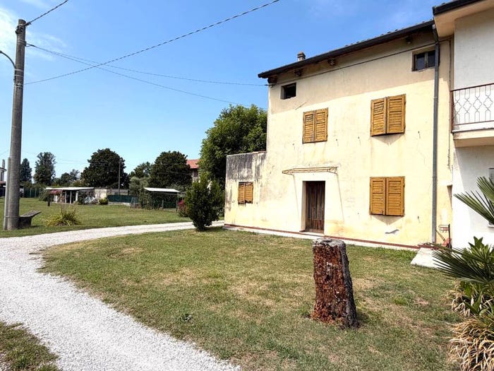 Casa trilocale in vendita in Borgo Sandrigo, Fiumicello Villa Vicentina