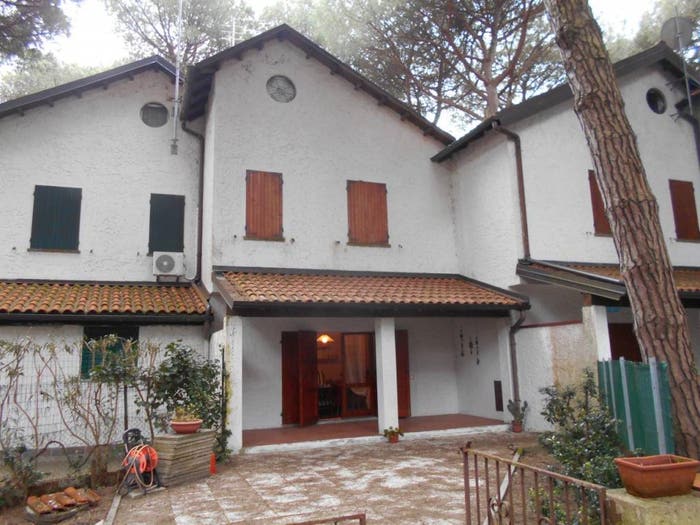 Casa con 5 locali in vendita in Viale Ruggero Leoncavallo, Lido di Spina, Comacchio