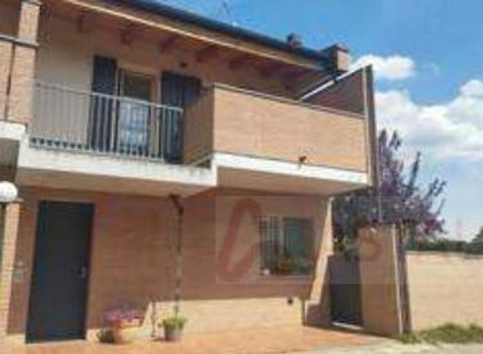 Casa con 6 locali in vendita in Via Para, Grisignano, Forlì