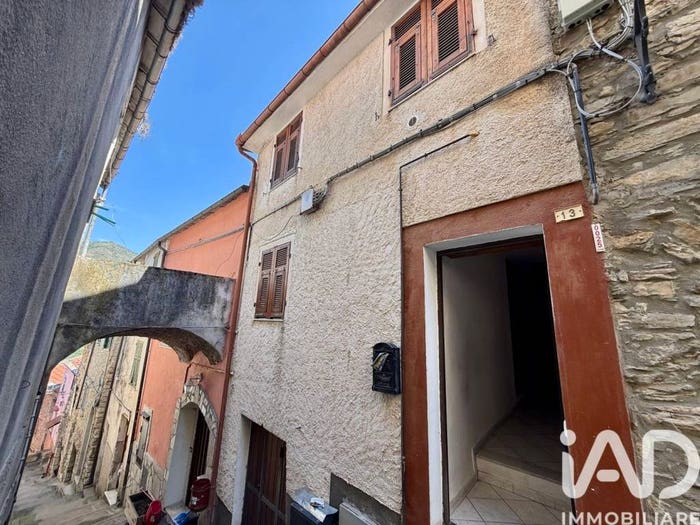 Appartamento con 5 locali in vendita in Via DRAGHI, Centro, Caravonica