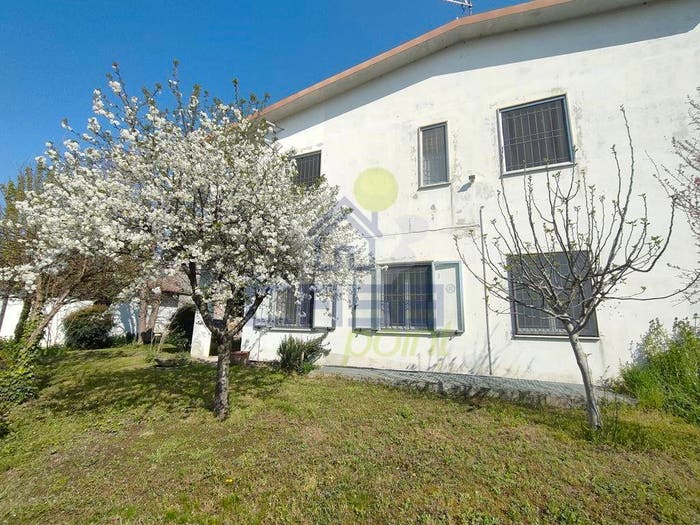 Casa con 6 locali in vendita in via Tazzoli, Centro, Canneto sull'Oglio