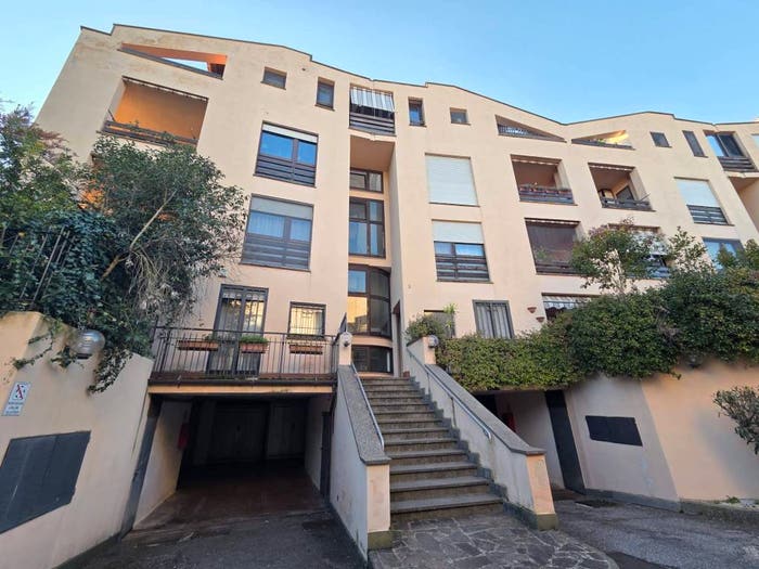 Appartamento trilocale in vendita in Via del Laghetto, Castel Gandolfo