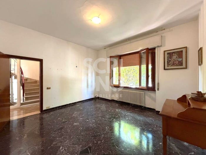 Casa con 5 locali in vendita in Via Novembre, Centro, Montale