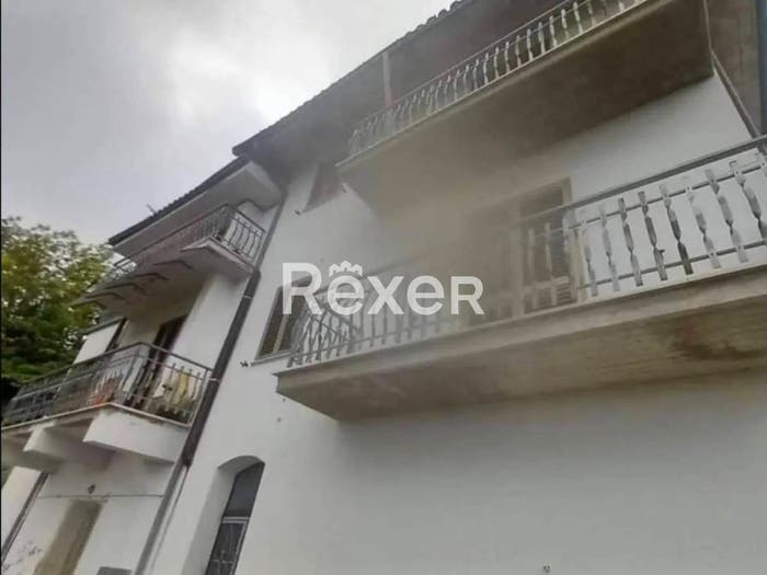 Casa con 6 locali in vendita in Strada Provinciale, Civitella del Tronto